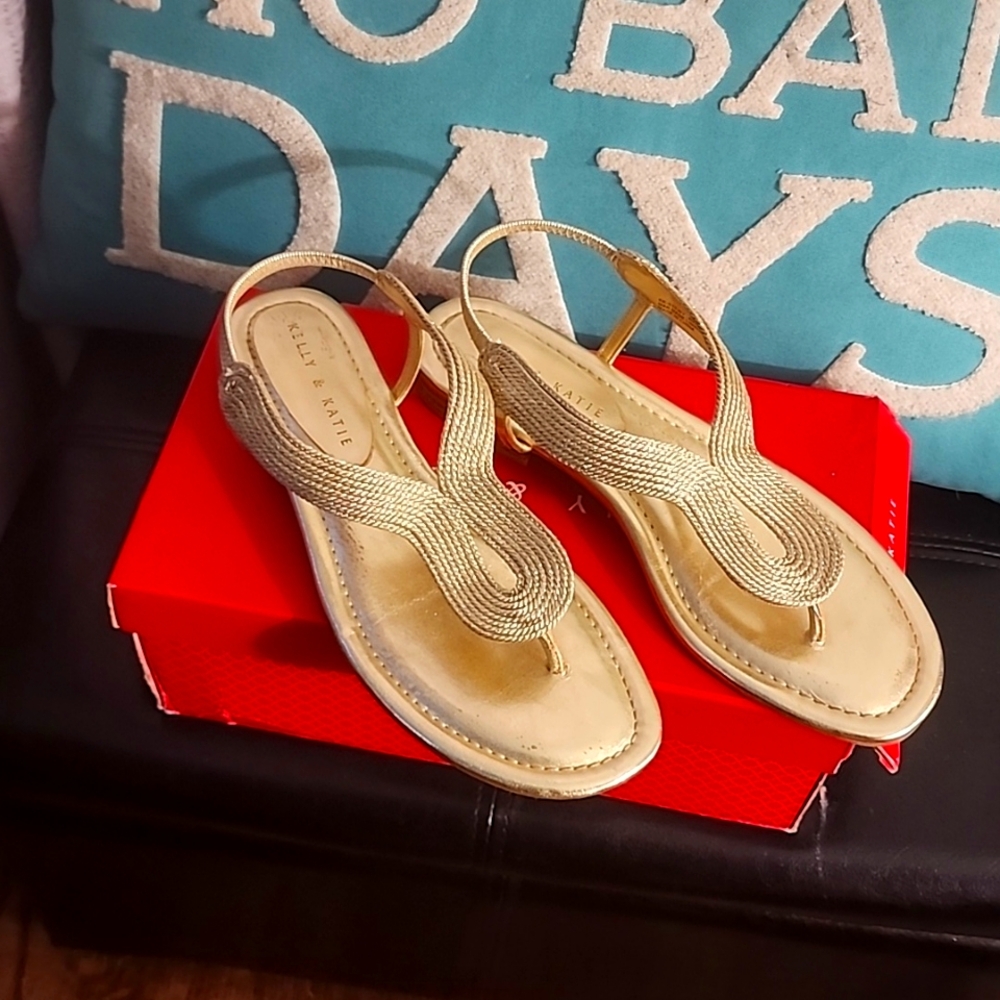 Sandals 👡